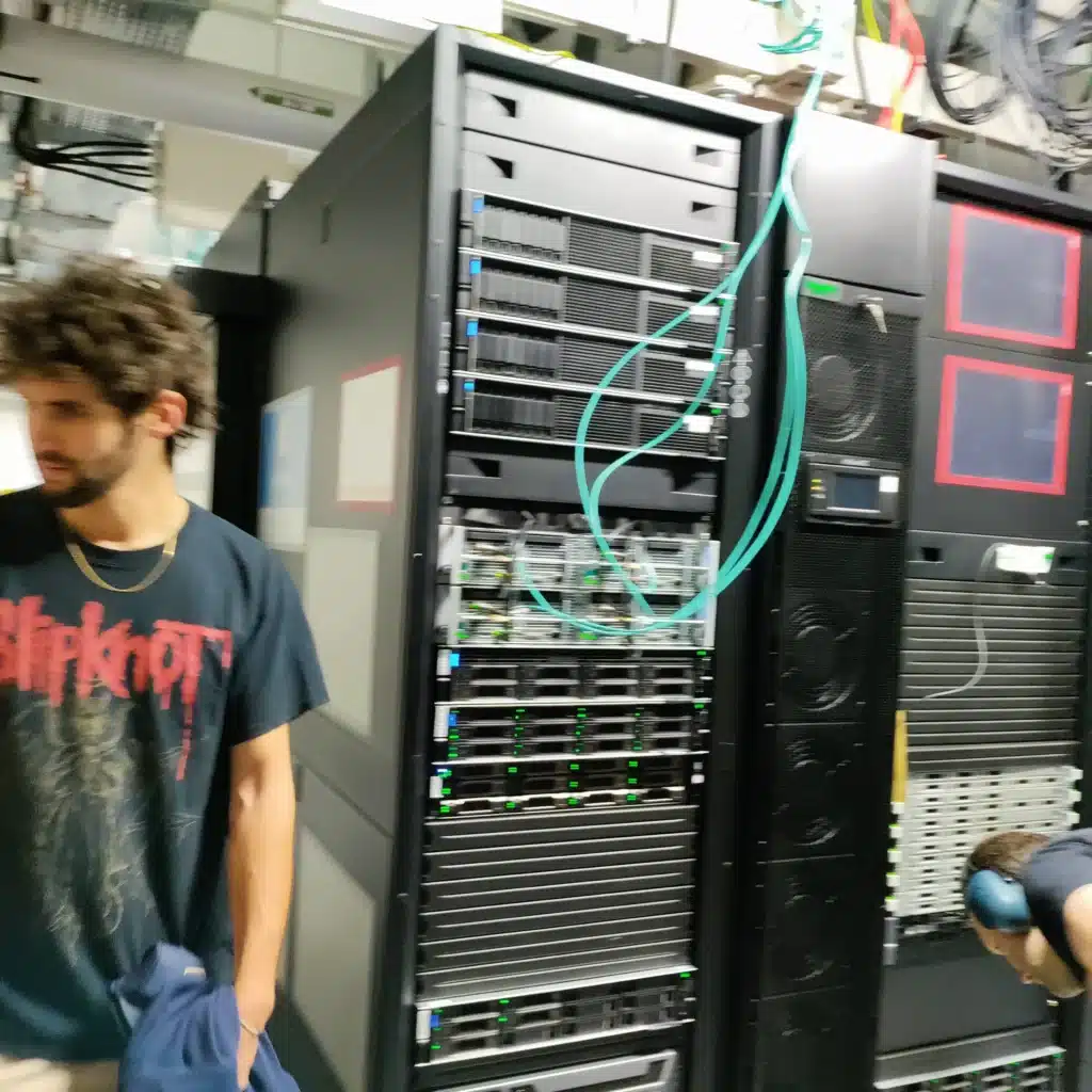 apprentis mfr 4 vallees lamure sur rhone visitent une salle